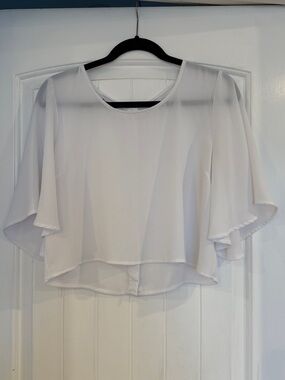 Bebe White Women's Flutter Sleeve crop Top NWOT